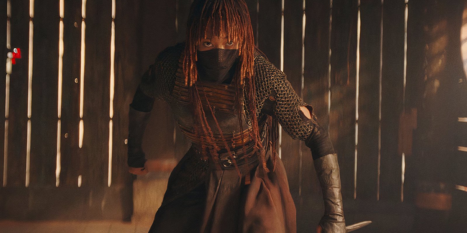 Amandla Stenberg with her knife in Star Wars The Acolyte