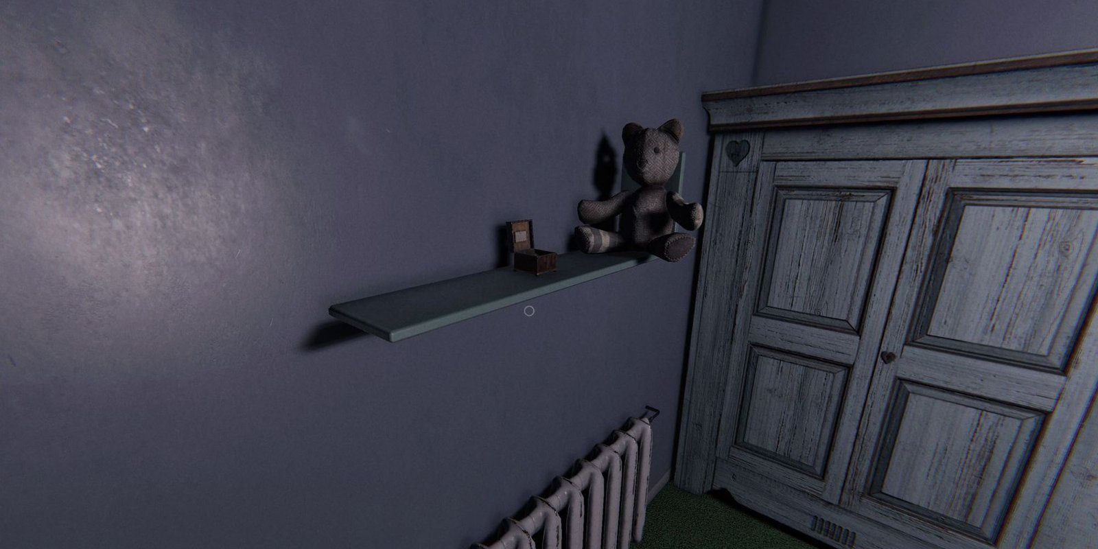 Image depicts a music box on a shelf next to a teddy bear in a room with purple walls on Tanglewood Drive in Phasmophobia.
