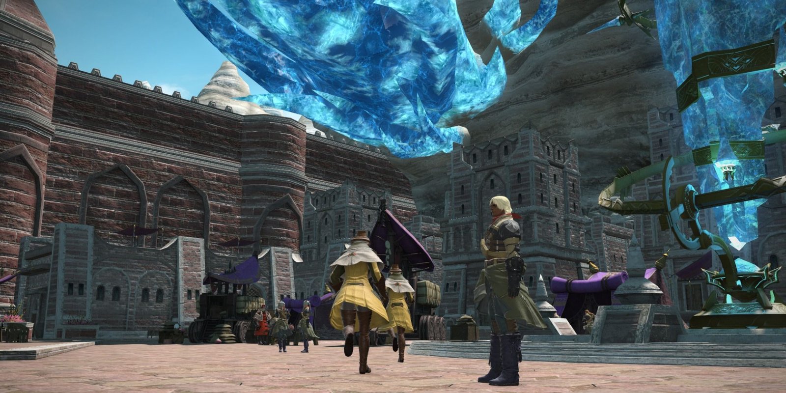 Final Fantasy 14 Ala Ghiri town center near teleport crystal and in game players