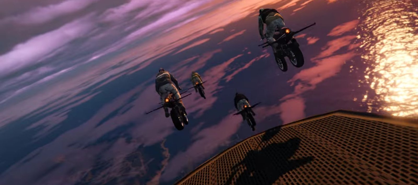 A group of players playing the Gunrunning Update in GTA online