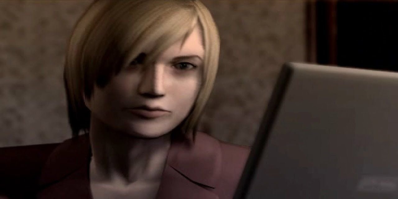 Alyssa Ashcroft looking at a laptop