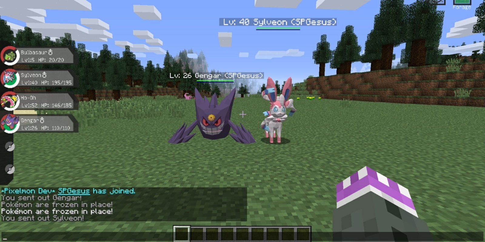 Pixelmon Minecraft mod of gengar and sylveon