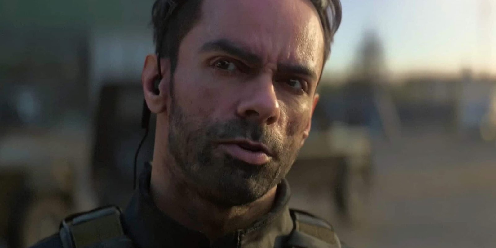 Alejandro Vargas speaks to other MW2 characters that are off-screen.