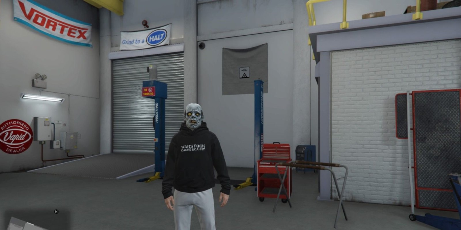 GTA Online Auto Shop Car Lift