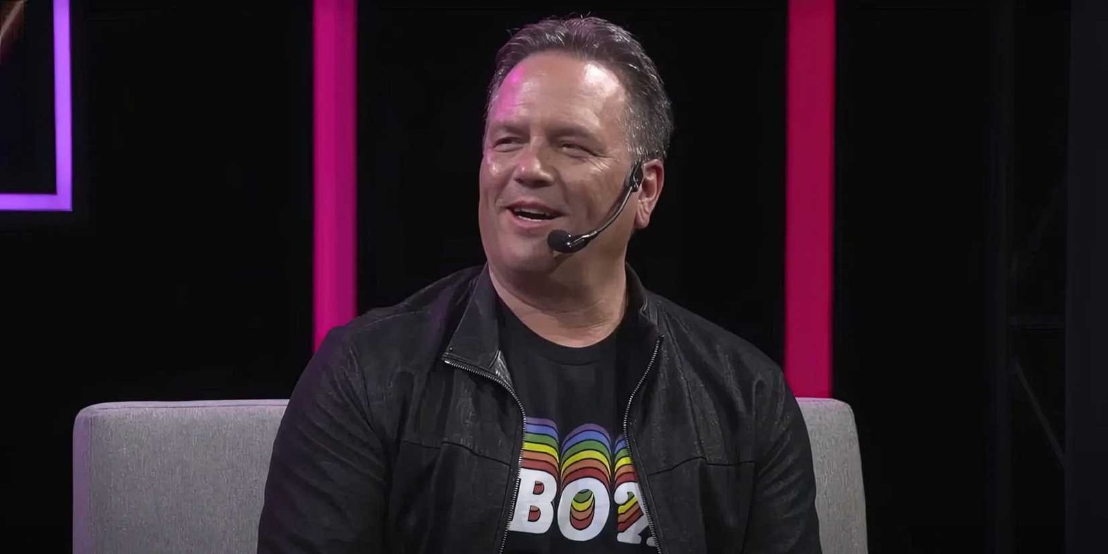 تستجيب Microsoft لشائعات تقاعد Xbox Head Phil Spencer